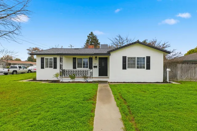 $549,950 | 1550 East Marshall Street, Turlock, CA 95380