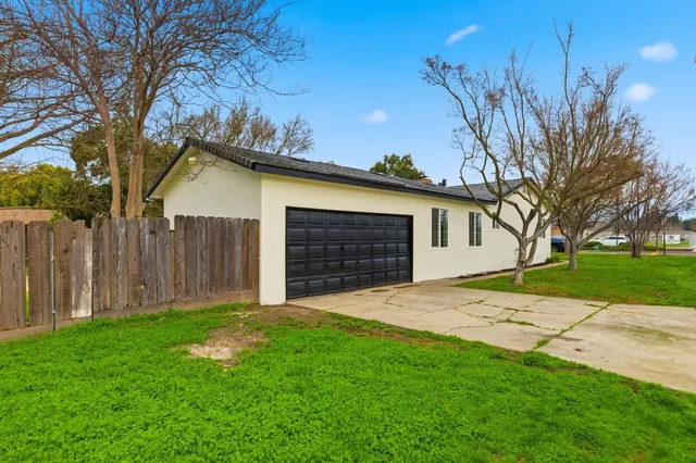 $549,950 | 1550 East Marshall Street, Turlock, CA 95380