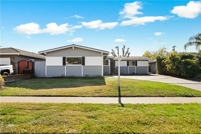 a house view with a outdoor space