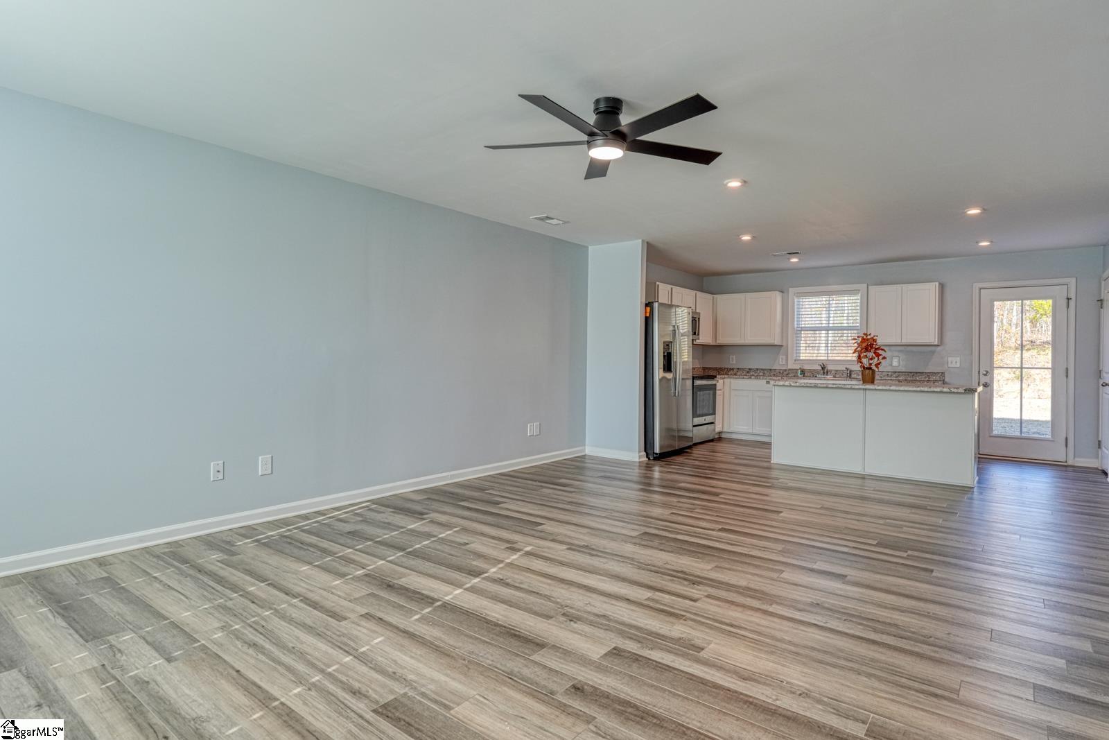 159 Barrington Creek Road Piedmont, SC 29673 - Photo 2 of 34