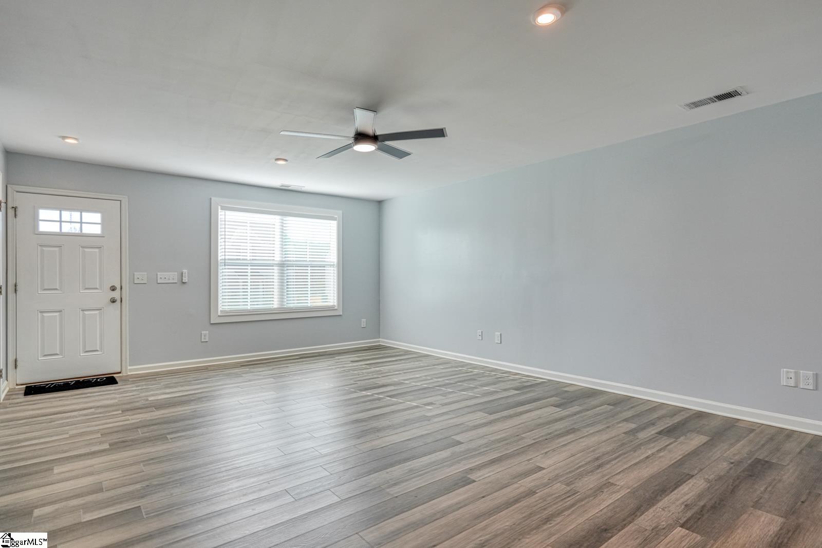 159 Barrington Creek Road Piedmont, SC 29673 - Photo 4 of 34