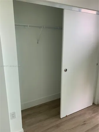 $1,750 | 4100 Southwest 64th Avenue, Unit 309, Davie, FL 33314