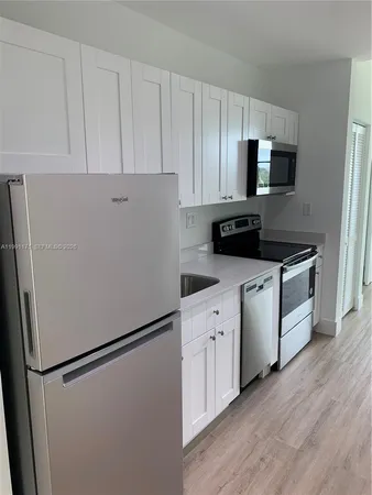 $1,750 | 4100 Southwest 64th Avenue, Unit 309, Davie, FL 33314