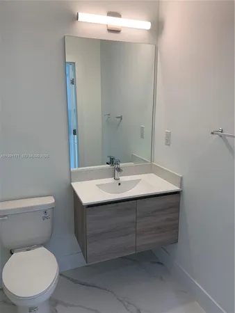 $1,750 | 4100 Southwest 64th Avenue, Unit 309, Davie, FL 33314