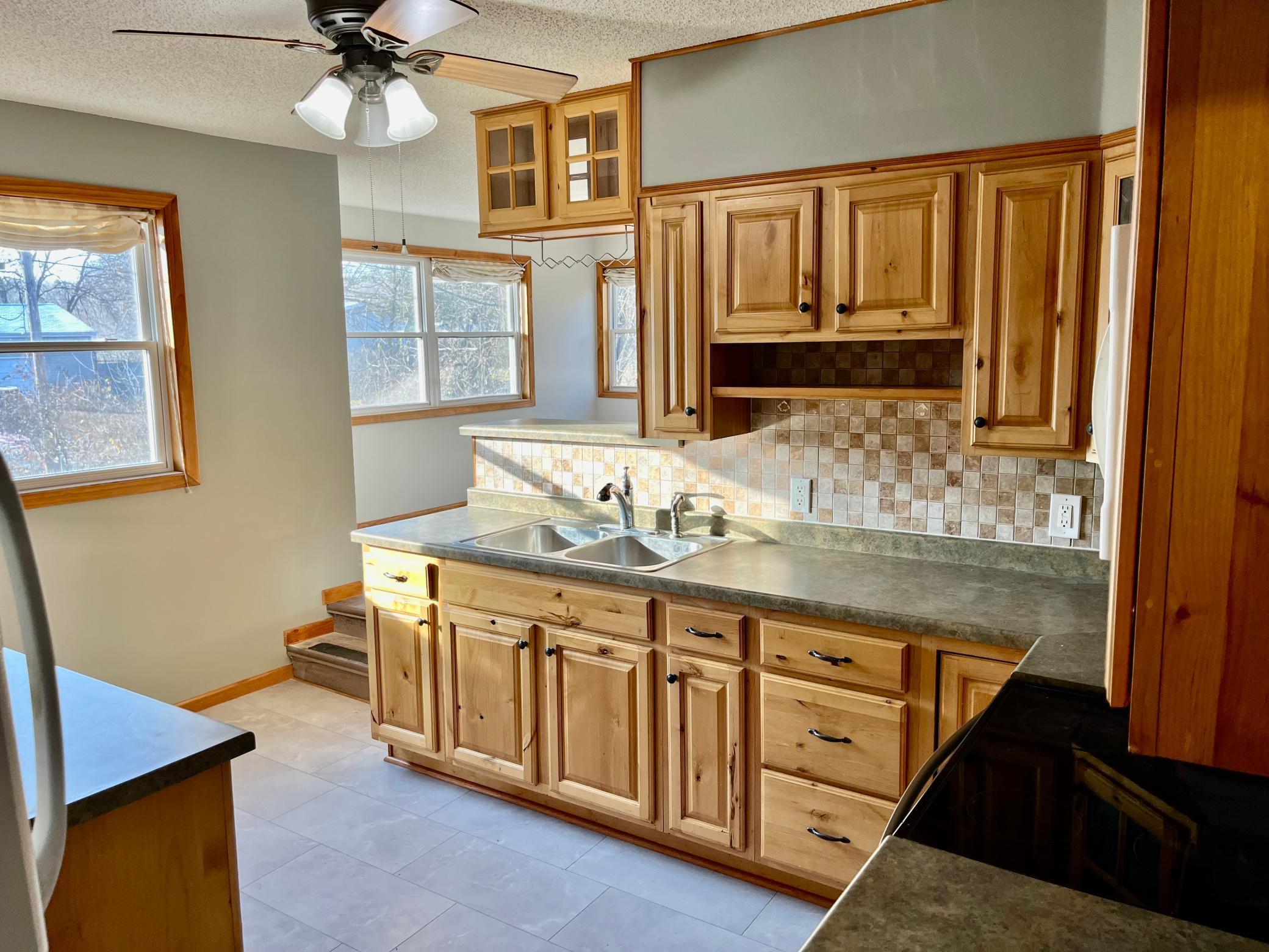 504 Mitchell Street Coleraine, MN 55722 - Photo 11 of 28