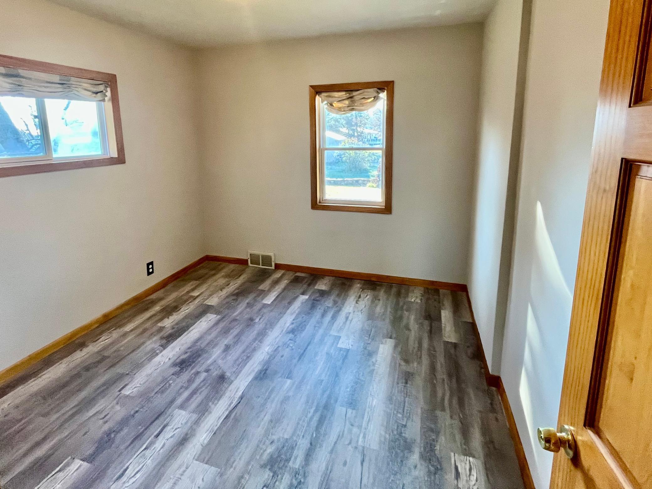 504 Mitchell Street Coleraine, MN 55722 - Photo 17 of 28