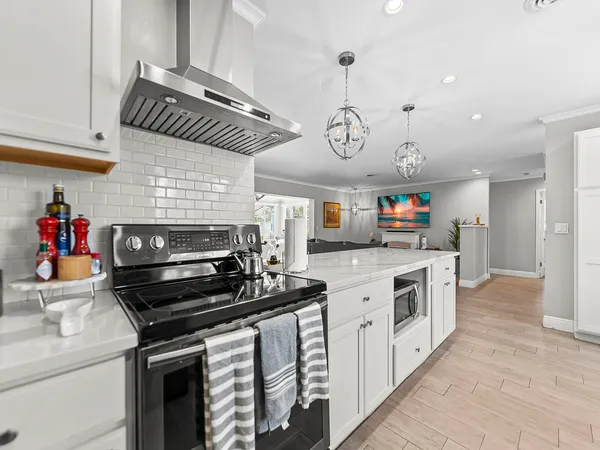 $6,100 | 801 Southeast 14th Street, Deerfield Beach, FL 33441