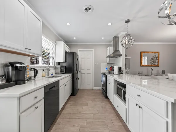$6,100 | 801 Southeast 14th Street, Deerfield Beach, FL 33441
