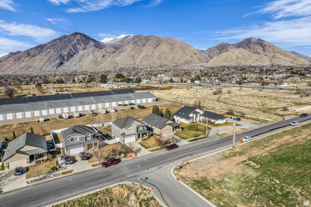 1836 West 800 North Mapleton, UT 84663 - Photo 33 of 38 Mountain view with nearby suburban area