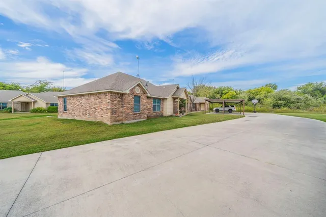 $1,375 | 122 Sunburst Court, Weatherford, TX 76087