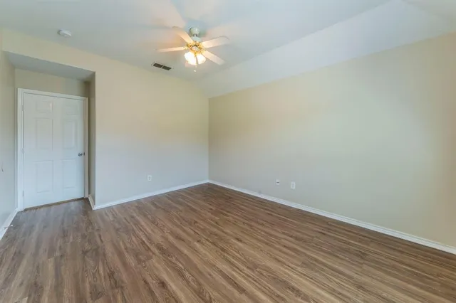 $1,375 | 122 Sunburst Court, Weatherford, TX 76087