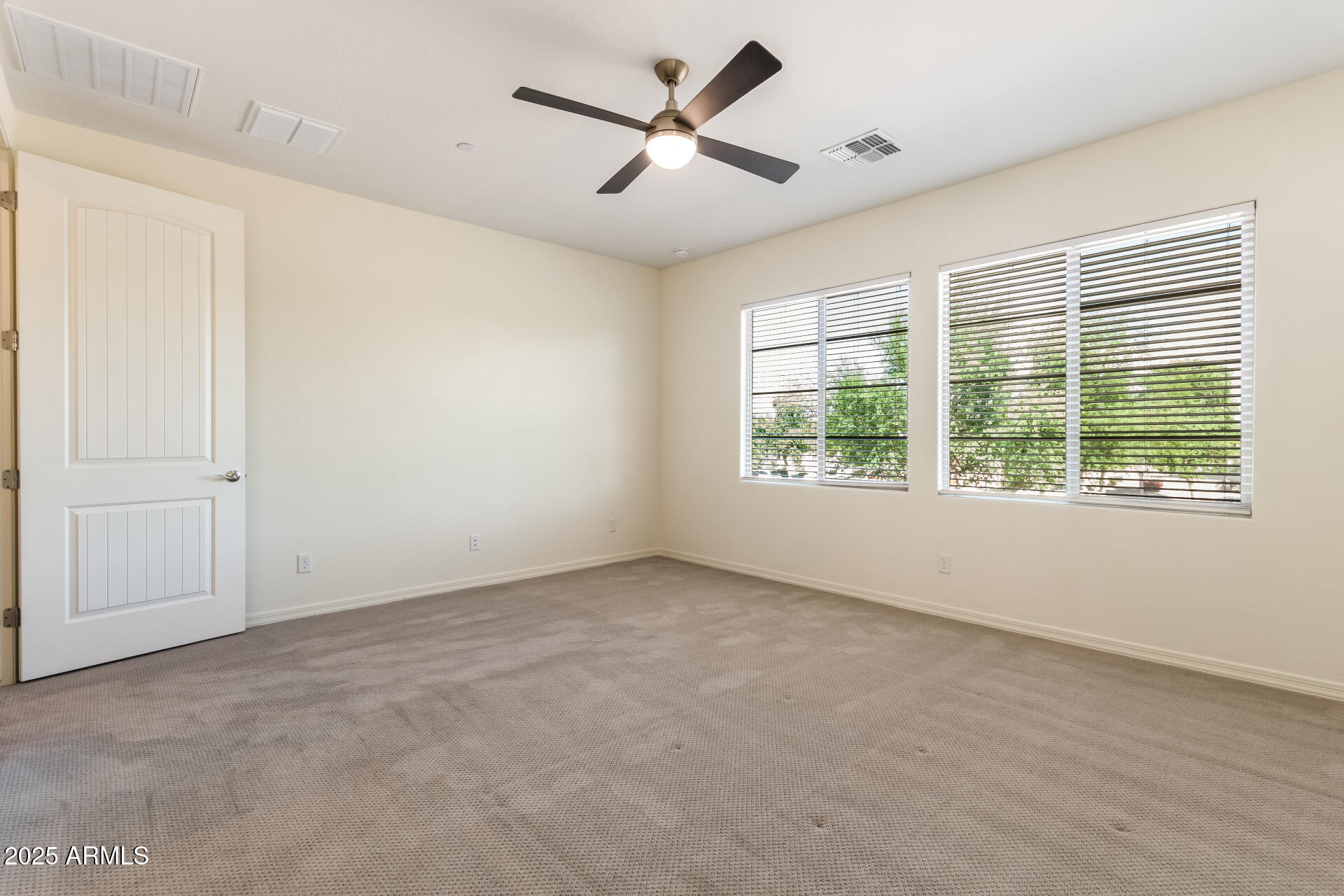 1645 South Follett Way Gilbert, AZ 85295 - Photo 19 of 44 18-Follet