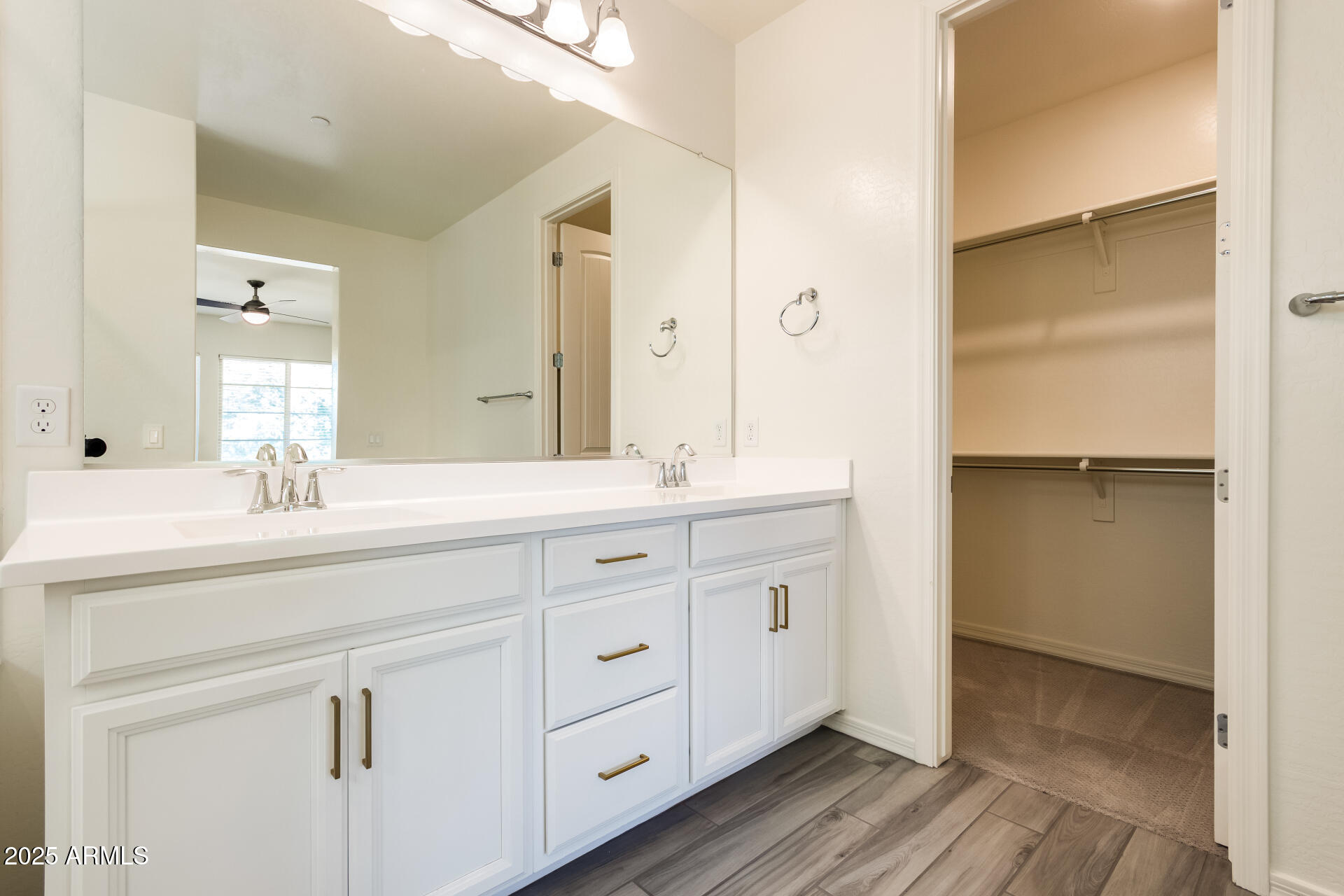 1645 South Follett Way Gilbert, AZ 85295 - Photo 20 of 44 19-Follet