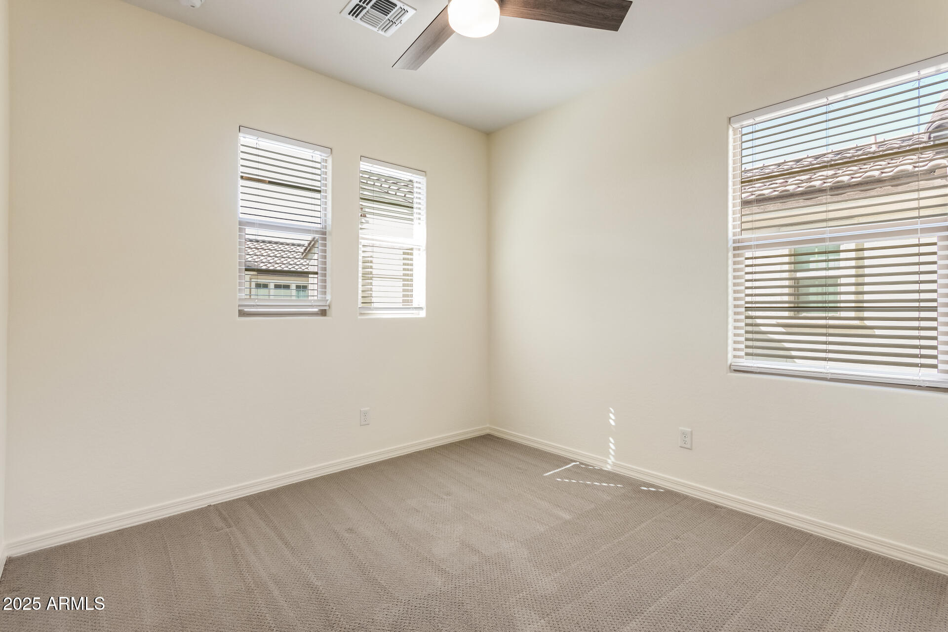 1645 South Follett Way Gilbert, AZ 85295 - Photo 26 of 44 24-Follet