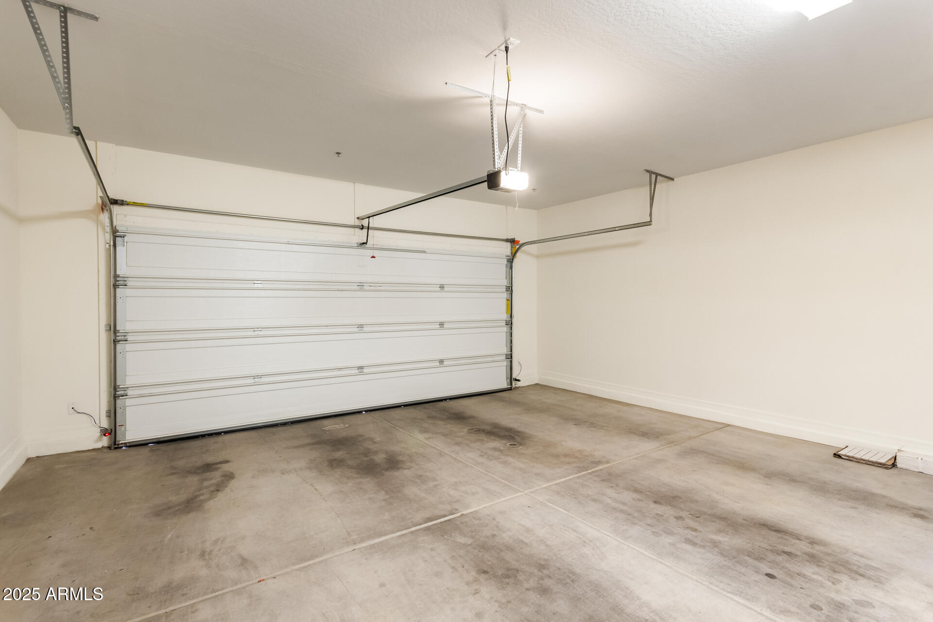 1645 South Follett Way Gilbert, AZ 85295 - Photo 33 of 44 30-Follet