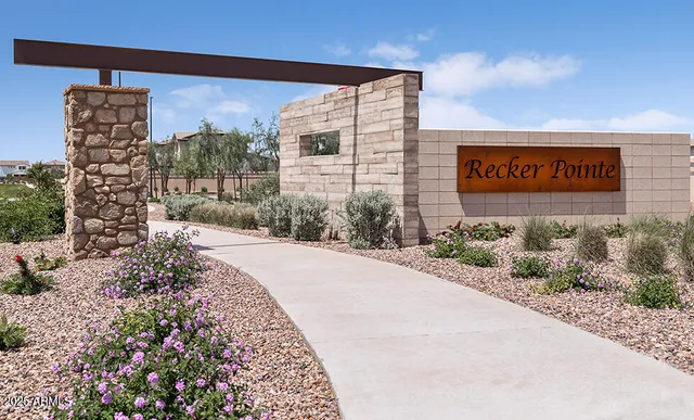 $535,400 | 1645 South Follett Way, Gilbert, AZ 85295