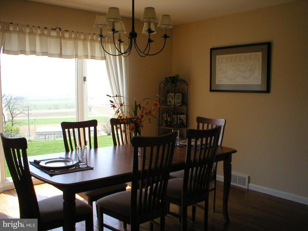 20 Troy Drive Lititz, PA 17543 - Photo 3 of 17