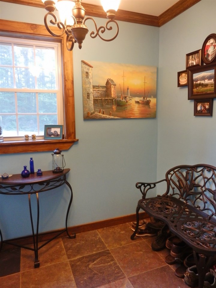 139 Hazen Road Bethlehem, NH 03574 - Photo 4 of 35