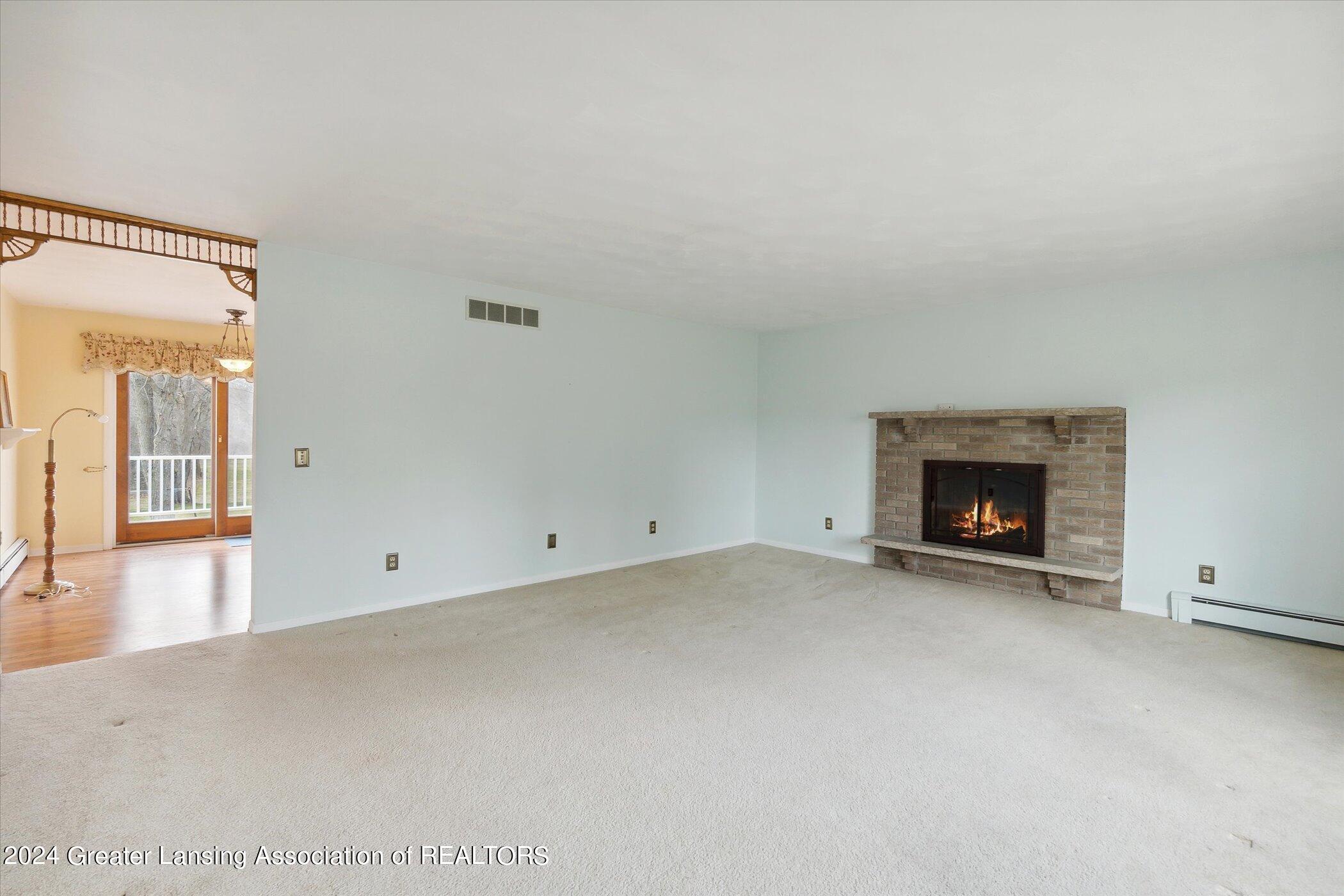 440 South Waverly Road Eaton Rapids, MI 48827 - Photo 10 of 64 10-440-S-Waverly-Rd-Eaton-Rapids-MI-4882