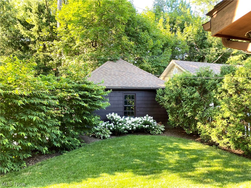 18003 Fernway Road Beachwood, OH 44122 - Photo 4 of 33
