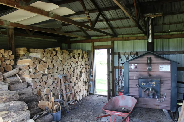 $480,000 | 2812 Shoreline Drive, Lupton, MI 48635