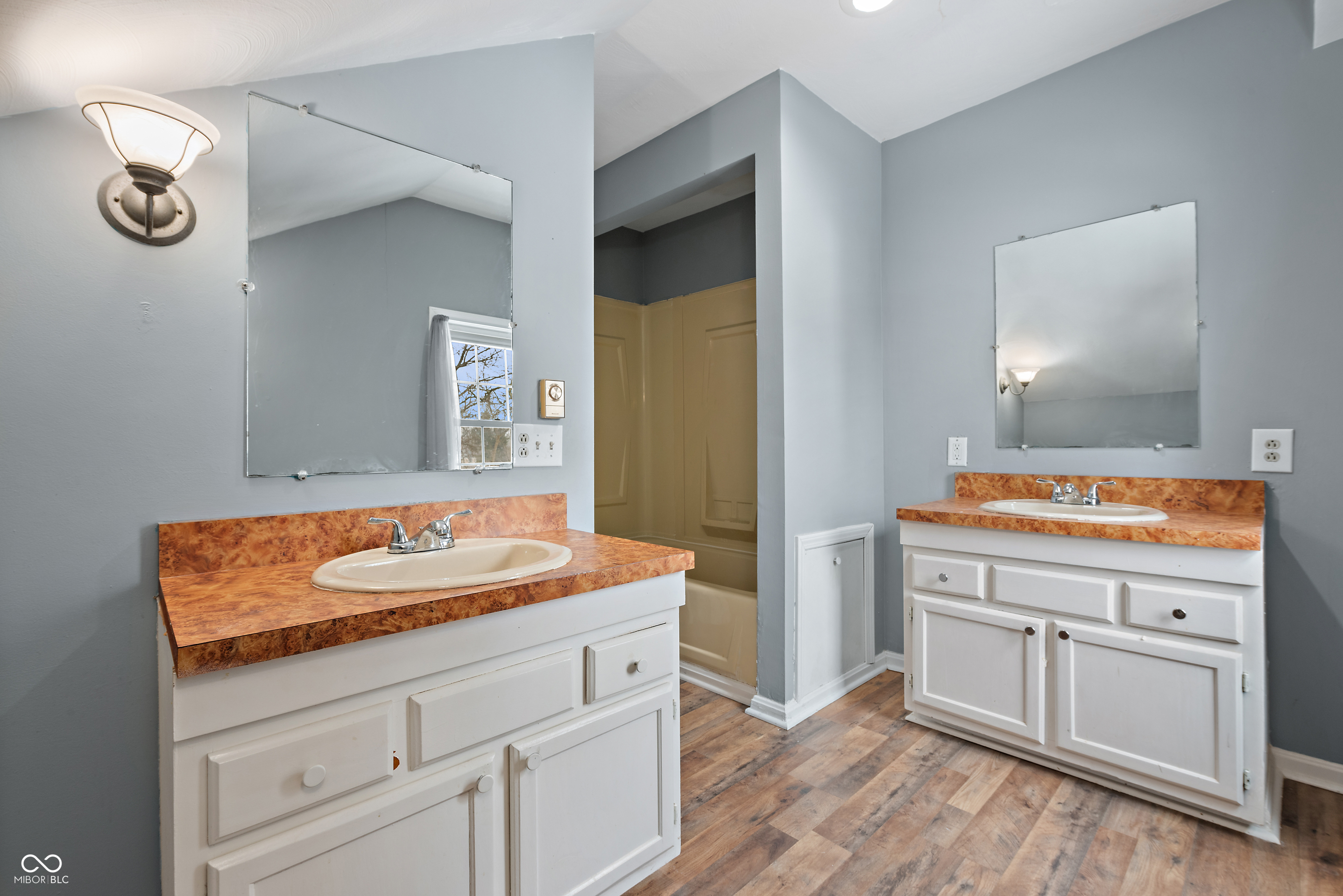 1236 Park Road Anderson, IN 46011 - Photo 5 of 15