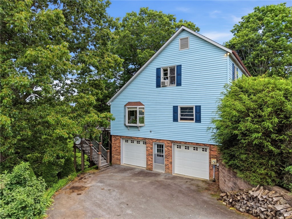 769 Appalachian Drive Boone, NC 28607 - Photo 5 of 48
