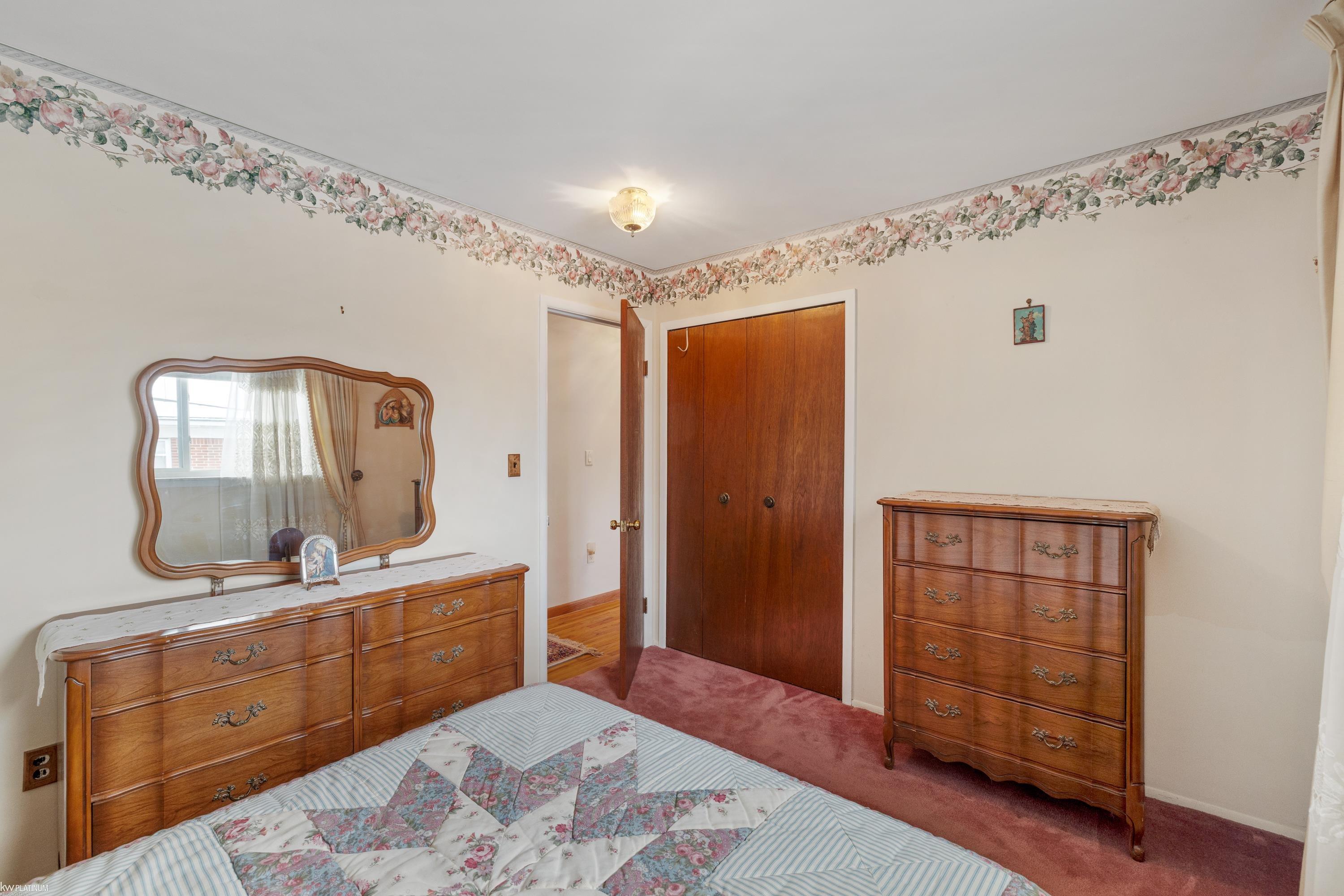 11357 Geoffry Drive Warren, MI 48093 - Photo 21 of 46 50195588-081de9ab-1850-44b7-8585-d1f3e1ef6002.JPG