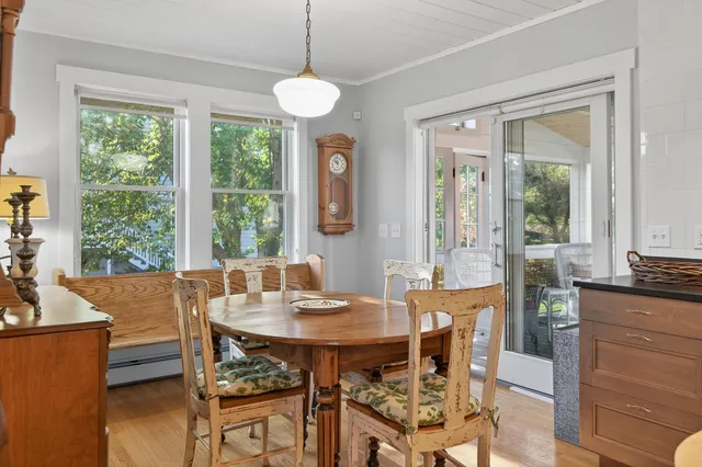 $1,600,000 | 202 Two Lights Road, Cape Elizabeth, ME 04107