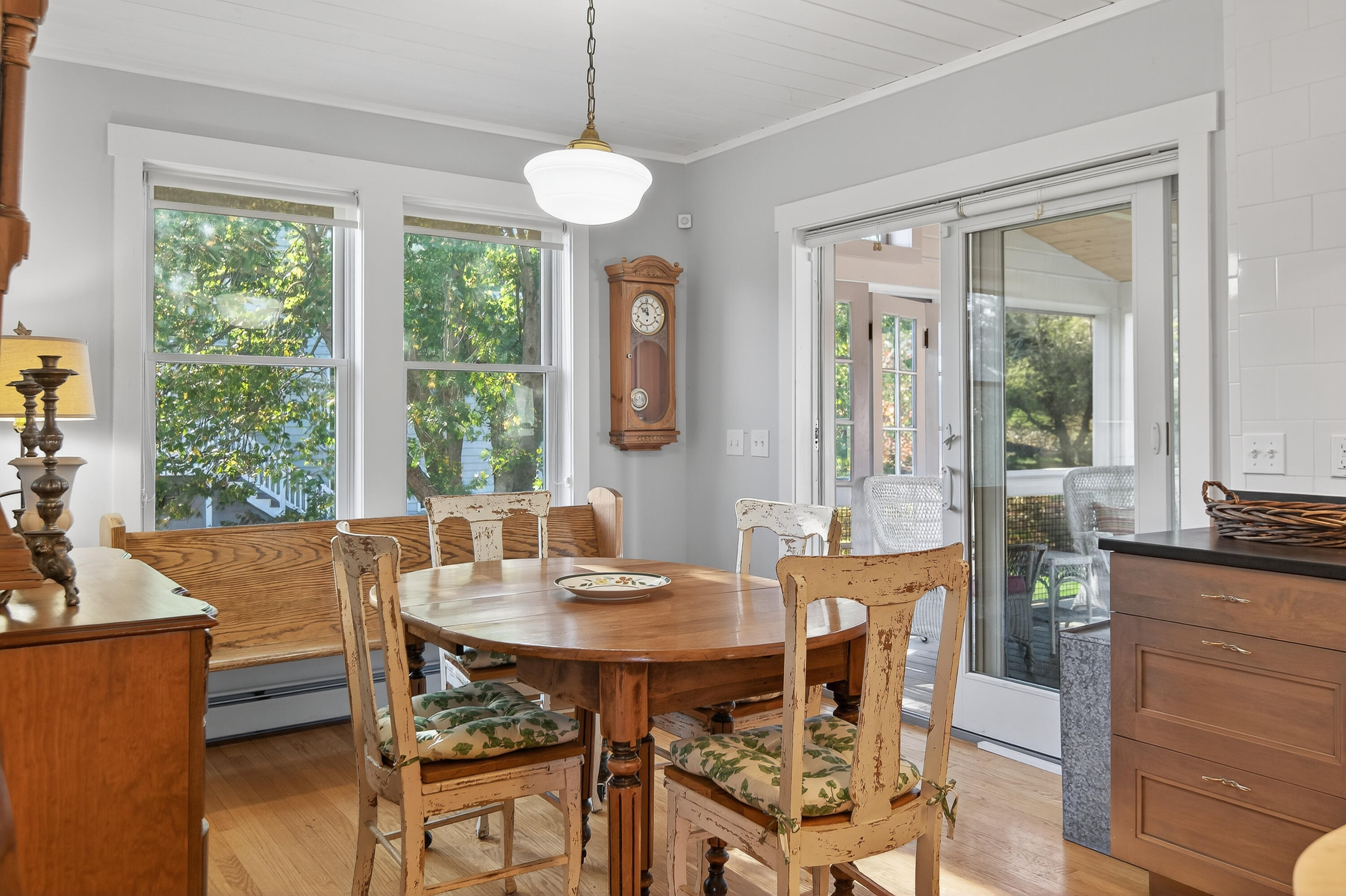 202 Two Lights Road Cape Elizabeth, ME 04107 - Photo 15 of 48 040_202 Two Lights Rd_MorneauStudios_Pri