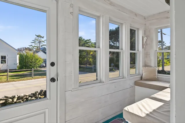 $1,600,000 | 202 Two Lights Road, Cape Elizabeth, ME 04107