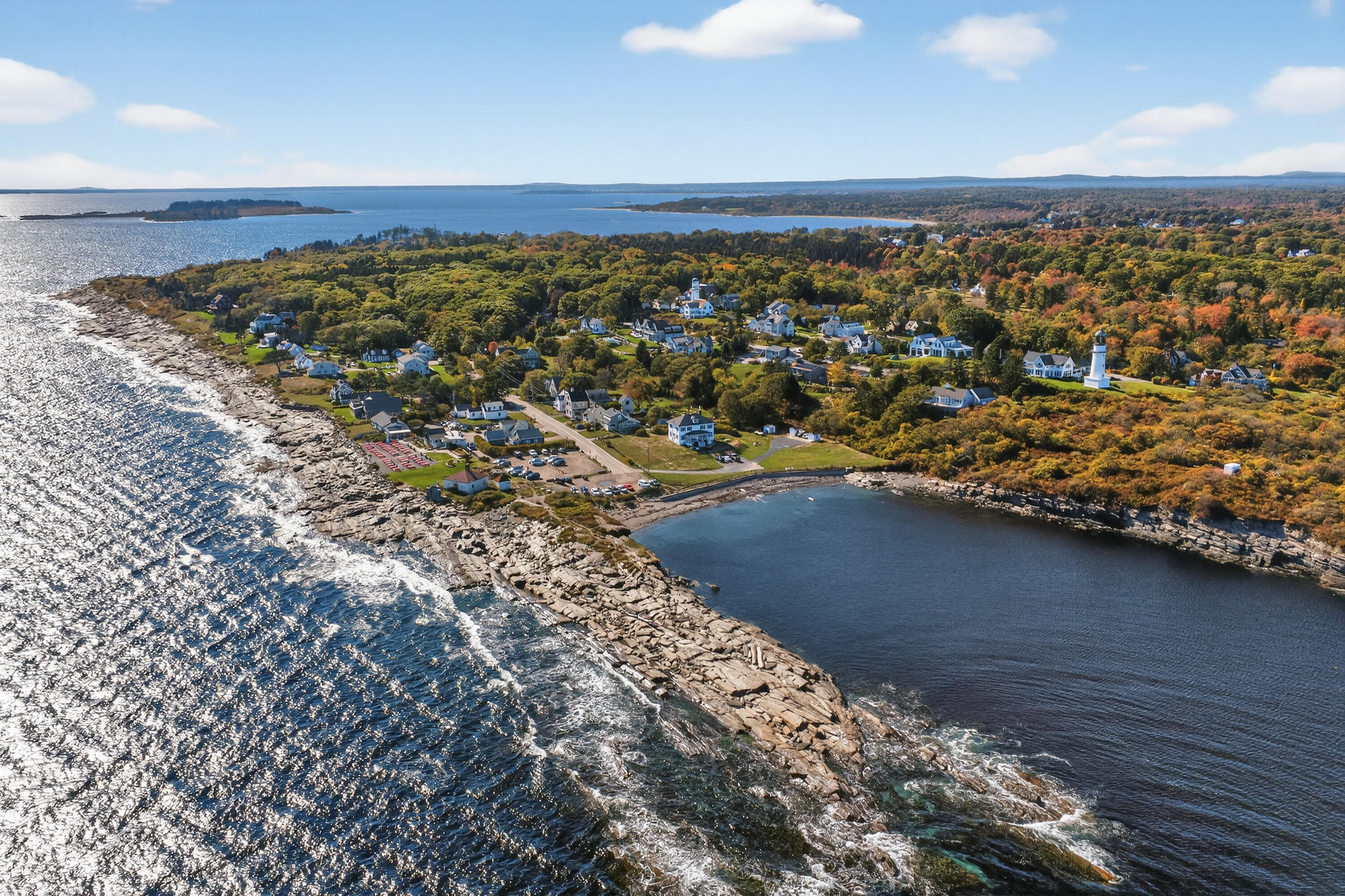 202 Two Lights Road Cape Elizabeth, ME 04107 - Photo 3 of 48 003_202 Two Lights Rd_MorneauStudios_Pri