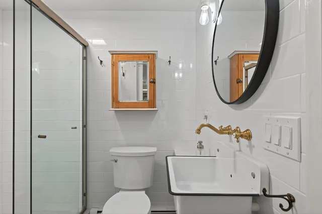 $1,600,000 | 202 Two Lights Road, Cape Elizabeth, ME 04107