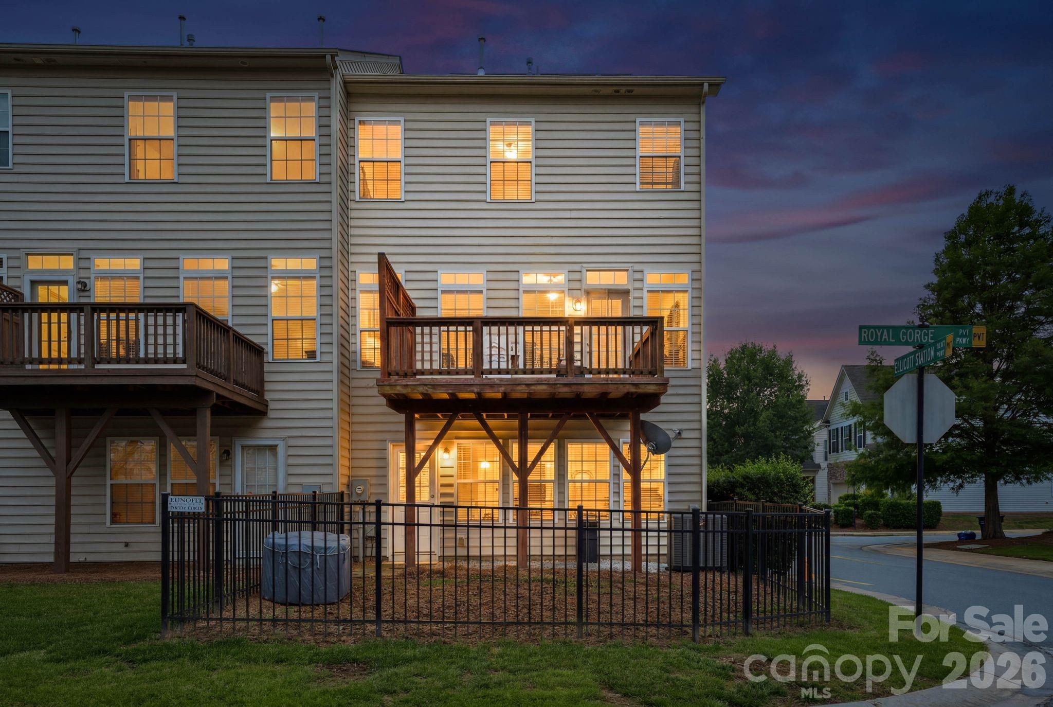 6226 Rockefeller Lane Charlotte, NC 28210 - Photo 33 of 48 Gallery Image 33