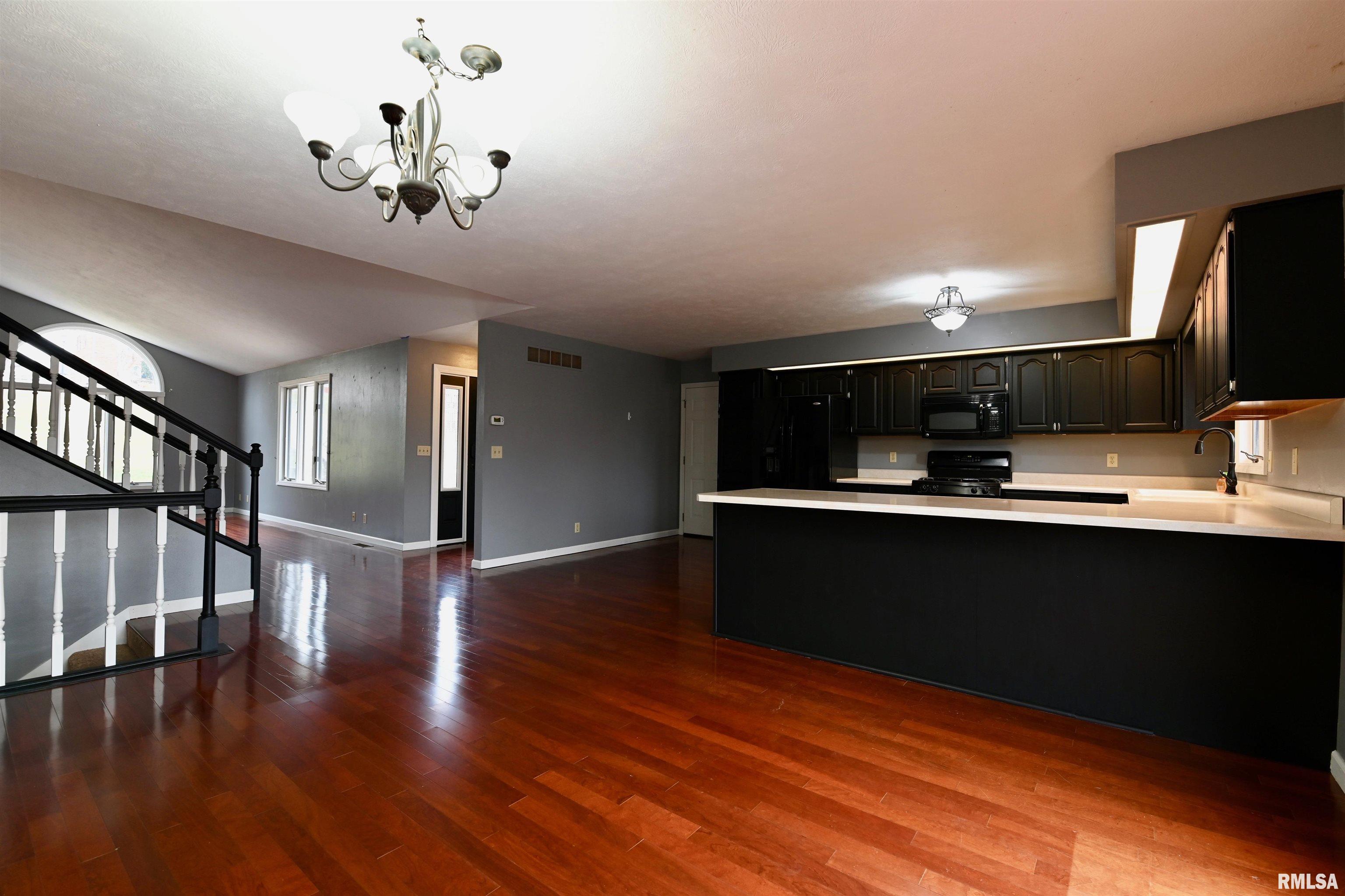 9423 West Buckingham Court Mapleton, IL 61547 - Photo 19 of 36 Gallery Image 19