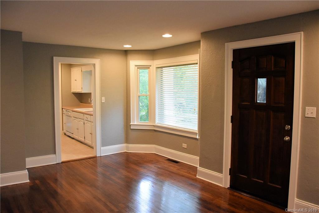920 Hebron Road Hendersonville, NC 28739 - Photo 18 of 32 Gallery Image 18