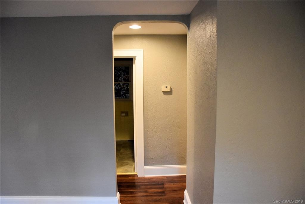 920 Hebron Road Hendersonville, NC 28739 - Photo 24 of 32 Gallery Image 24