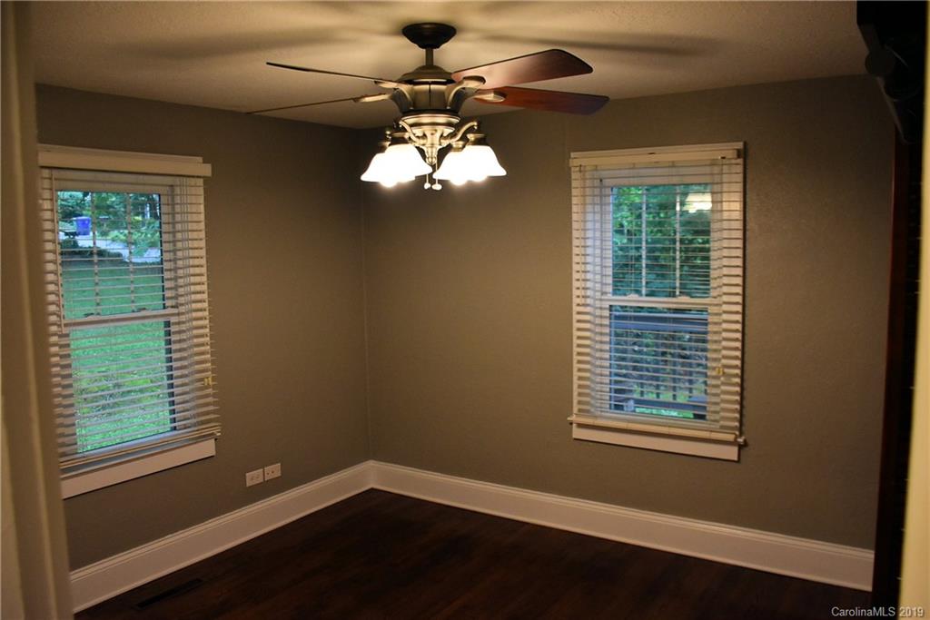 920 Hebron Road Hendersonville, NC 28739 - Photo 26 of 32 Gallery Image 26