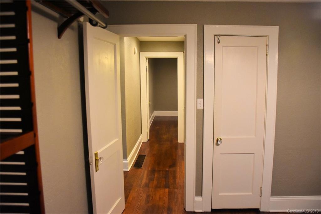 920 Hebron Road Hendersonville, NC 28739 - Photo 29 of 32 Gallery Image 29