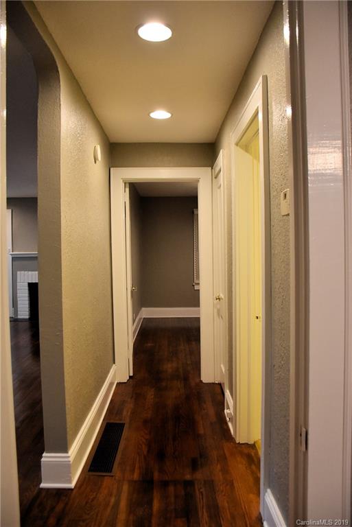 920 Hebron Road Hendersonville, NC 28739 - Photo 30 of 32 Gallery Image 30