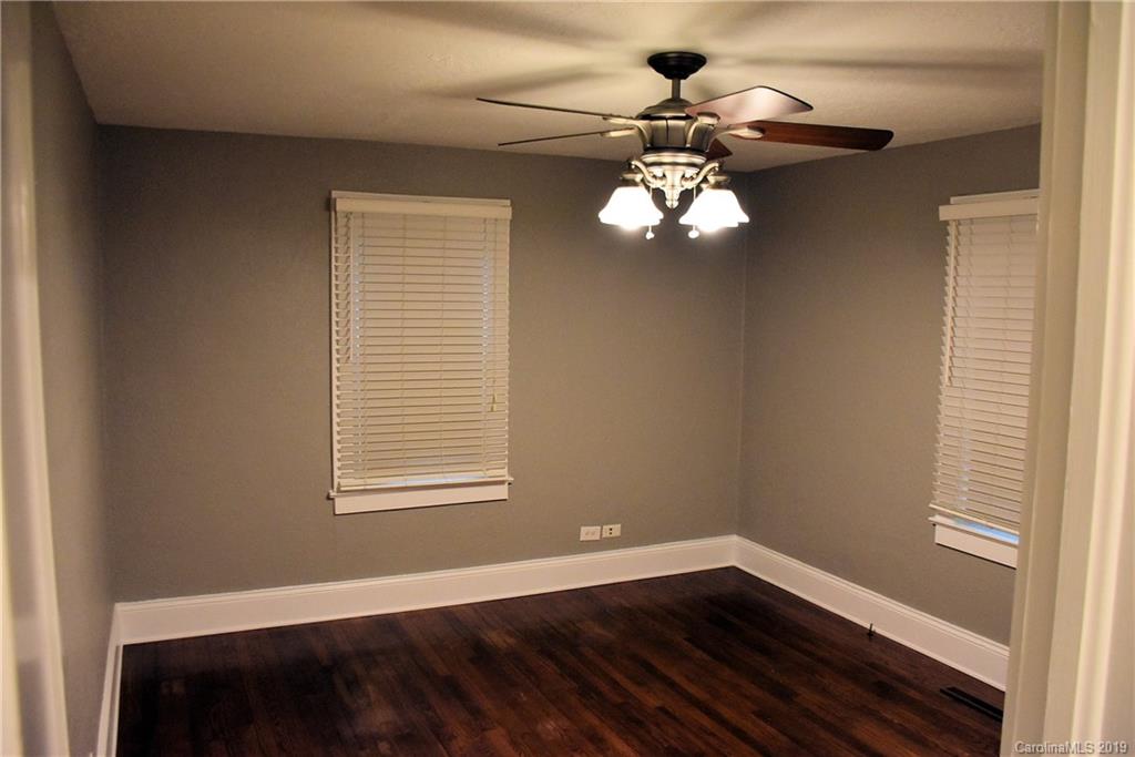 920 Hebron Road Hendersonville, NC 28739 - Photo 31 of 32 Gallery Image 31