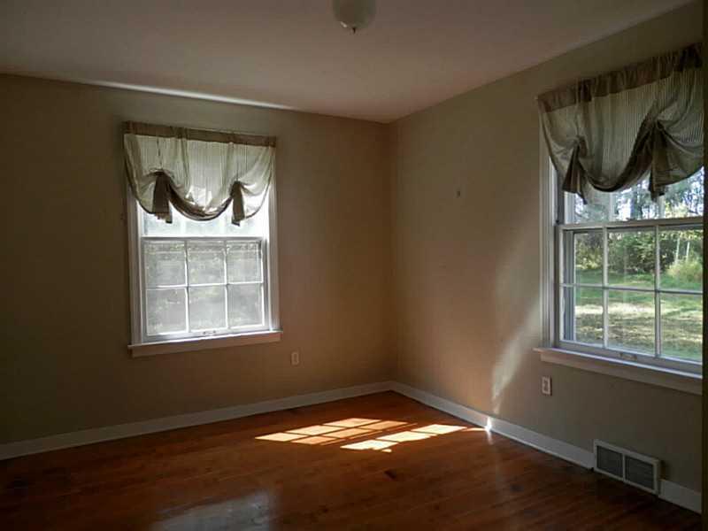 657 Beatty Road Monroeville, PA 15146 - Photo 20 of 24 Bedroom.