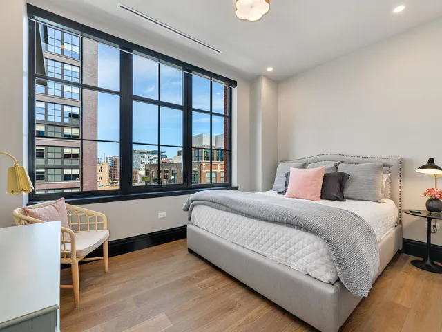 $16,000 | 1109 West Washington Boulevard, Unit 7A, Chicago, IL 60607