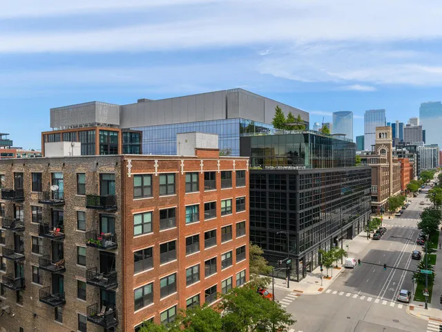 $16,000 | 1109 West Washington Boulevard, Unit 7A, Chicago, IL 60607