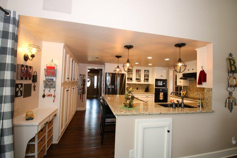764 West Carpenter Avenue Reedley, CA 93654 - Photo 11 of 39 Gallery Image 11