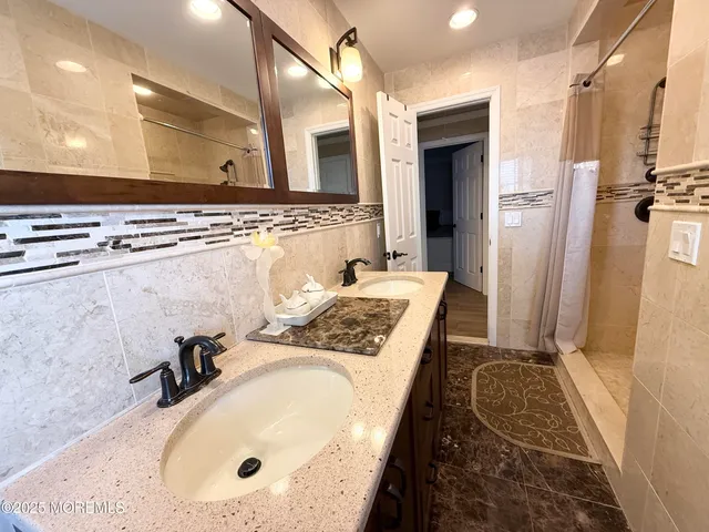 $4,000 | 5 Marius Lane, Unit A, Sea Bright, NJ 07760