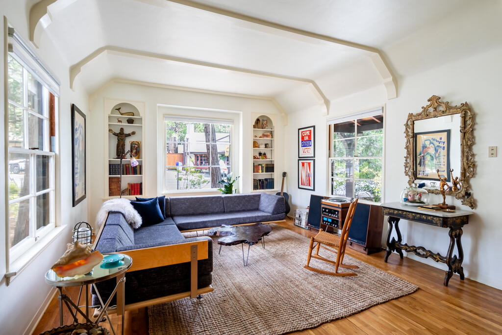 54420 North North Cir Dr