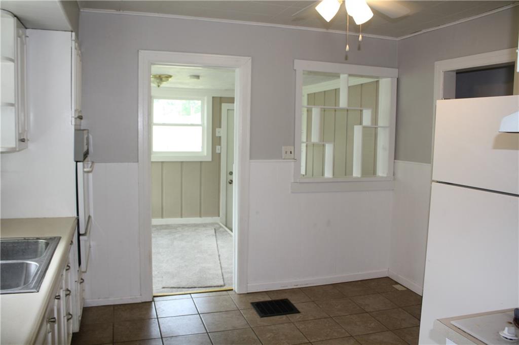 2220 Union Street Columbus, IN 47201 - Photo 13 of 23