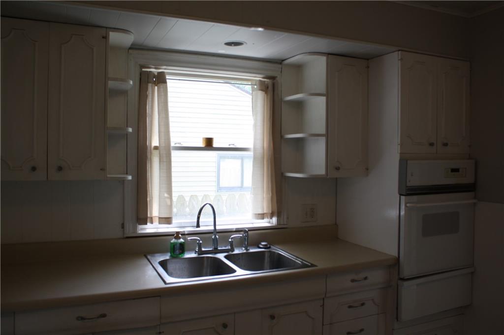 2220 Union Street Columbus, IN 47201 - Photo 14 of 23