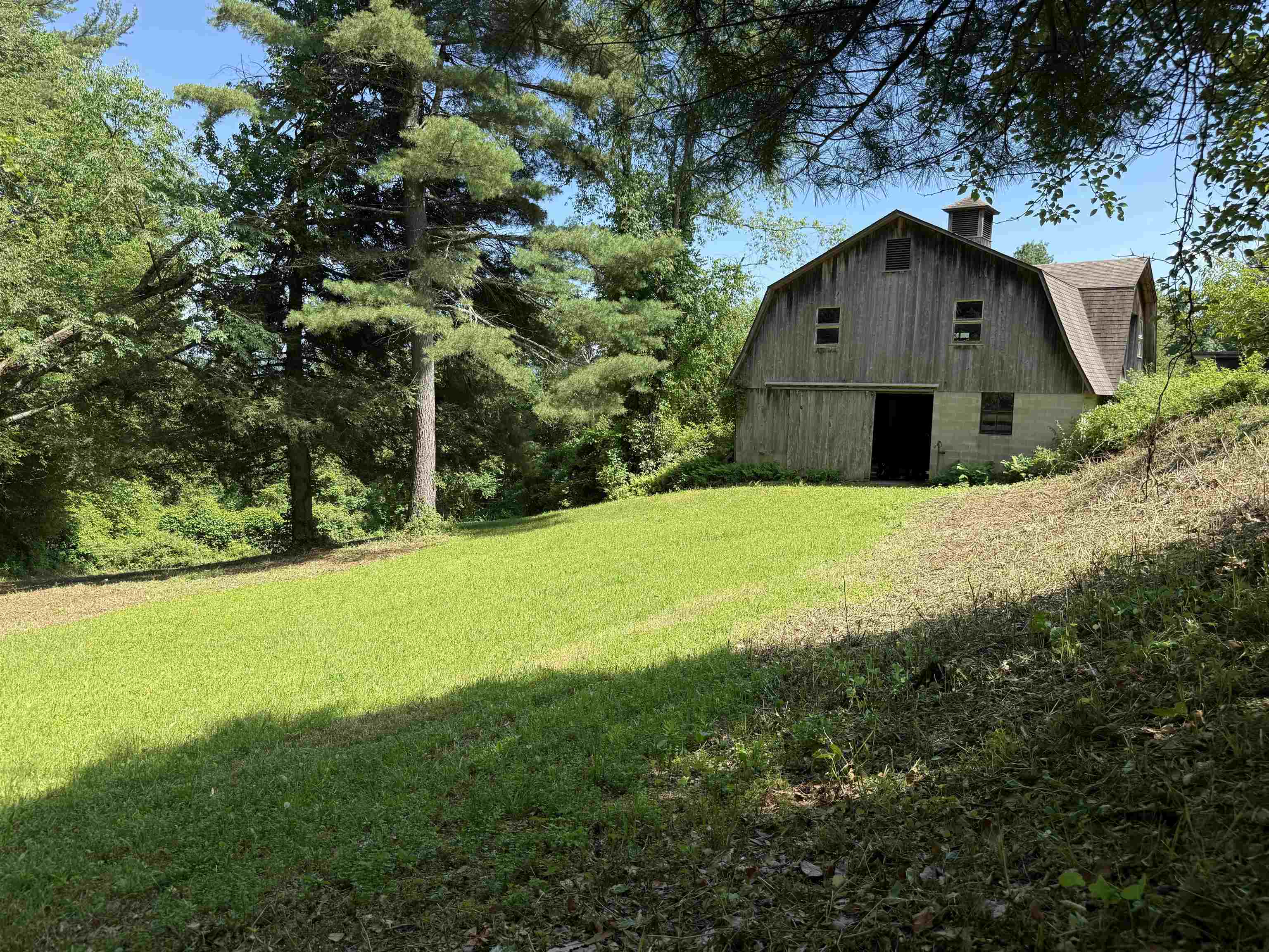 211 Pleasant Valley Road Brattleboro, VT 05301 - Photo 12 of 44
